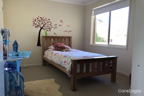 Property photo of 15 Bendoura Crescent Flinders NSW 2529