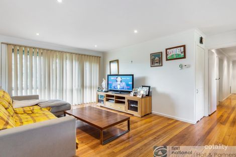 Property photo of 27 Essex Park Drive Endeavour Hills VIC 3802