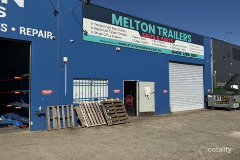 5/2 Norton Dr, Melton, VIC 3337