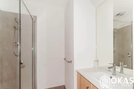 Property photo of 30 Beehive Drive Williams Landing VIC 3027