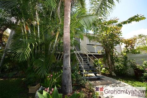 Property photo of 32 Bayswater Terrace Hyde Park QLD 4812