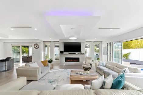 Property photo of 15 Ashburn Close Bella Vista NSW 2153