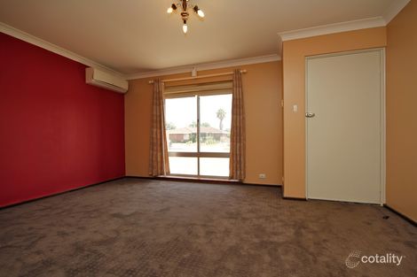 Property photo of 19 Walkington Way Eden Hill WA 6054