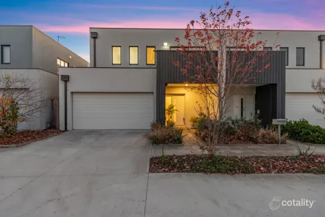 Property photo of 16 Zeppelin Way Beaconsfield VIC 3807