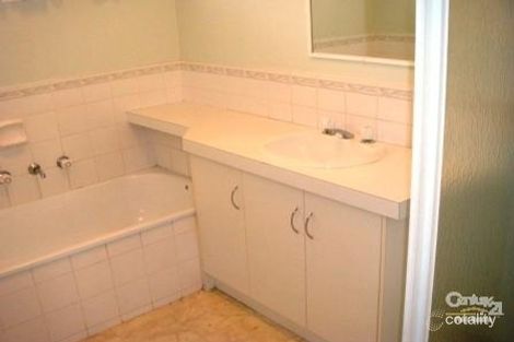 Property photo of 8 Martingale Place Pakenham VIC 3810