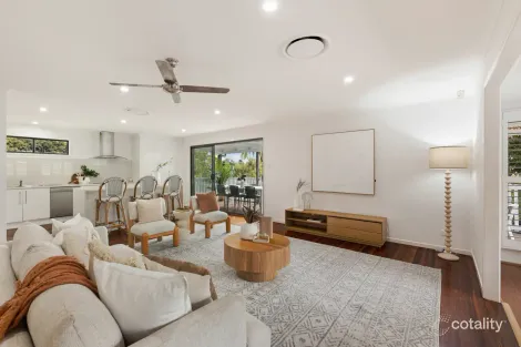 Property photo of 18 Ilford Street Gordon Park QLD 4031