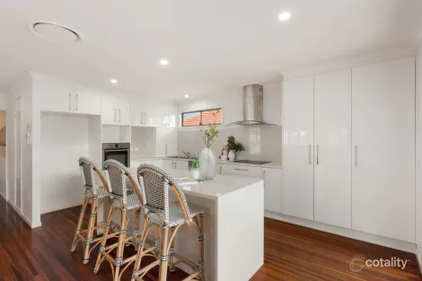 Property photo of 18 Ilford Street Gordon Park QLD 4031