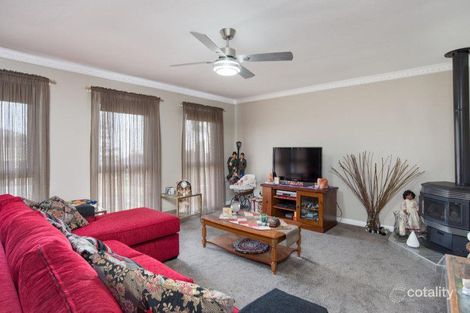 Property photo of 13 Campus Gate Chirnside Park VIC 3116