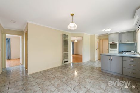 Property photo of 4 Carmarthen Close Werribee VIC 3030