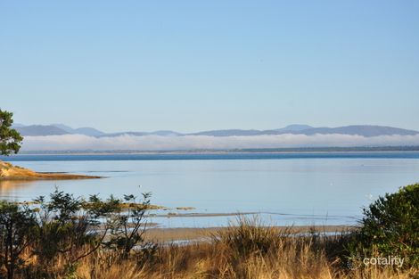 Property photo of 11 First Avenue Dodges Ferry TAS 7173