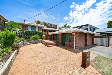 Property photo of 9 Bingara Street Mount Lofty QLD 4350