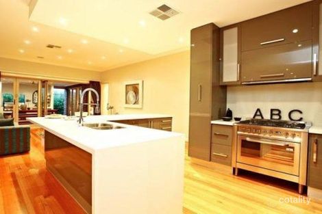 Property photo of 84 Moondarra Drive Berwick VIC 3806