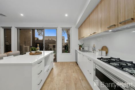 Property photo of 19 Baker Crescent Heidelberg Heights VIC 3081