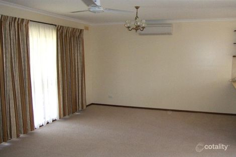 Property photo of 2/32 Young Street Drouin VIC 3818