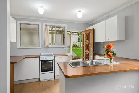 Property photo of 9 Bowral Street Welby NSW 2575