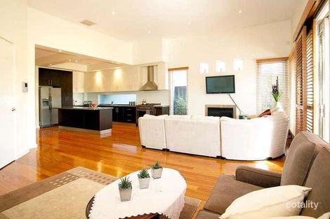 Property photo of 3 Treeby Boulevard Mordialloc VIC 3195
