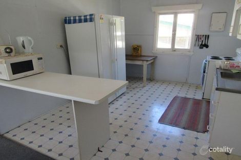 Property photo of 8 Echlin Street West End QLD 4810