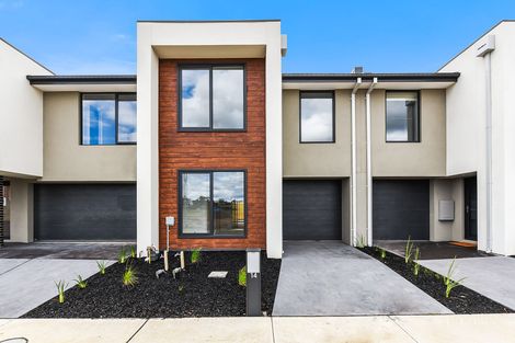 14 APIUM ST, CLYDE, VIC 3978