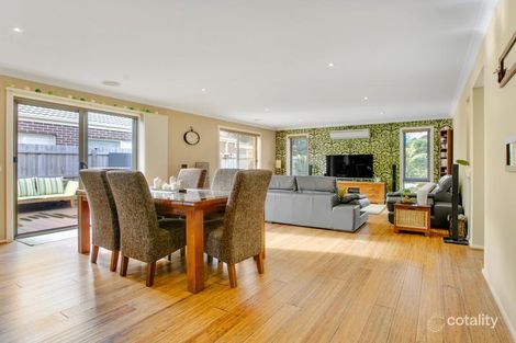 Property photo of 3 Gonis Crescent Carrum Downs VIC 3201