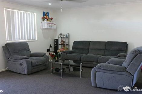 Property photo of 3 Mount Kaputar Avenue Fitzgibbon QLD 4018