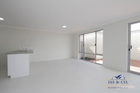 Property photo of 46/12 Loder Way South Guildford WA 6055