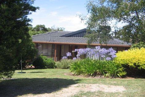 Property photo of 8 Patterdale Court Croydon Hills VIC 3136