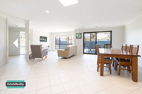 Property photo of 14 Peppercorn Way Jerrabomberra NSW 2619