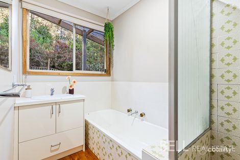 Property photo of 3 Fern Glen Avenue Mount Dandenong VIC 3767