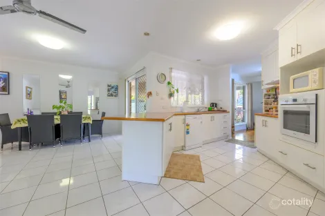 Property photo of 3 Kirrang Place Boyne Island QLD 4680