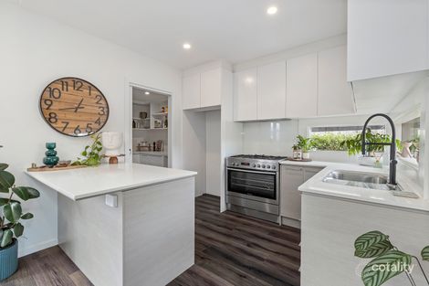 Property photo of 29 Sladen Street Hamlyn Heights VIC 3215