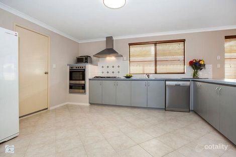 Property photo of 18 Alexandria Follow Success WA 6164
