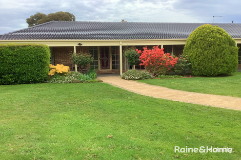 Property photo of 10 Skyline Drive Gisborne VIC 3437