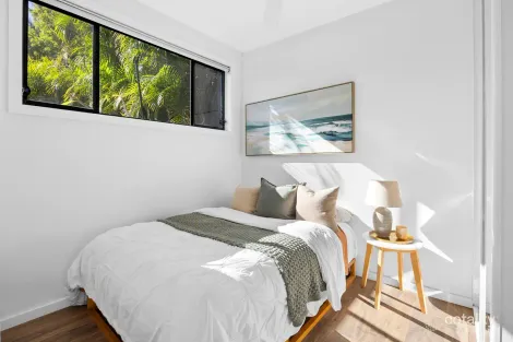 Property photo of 13 Sydney Road Warriewood NSW 2102