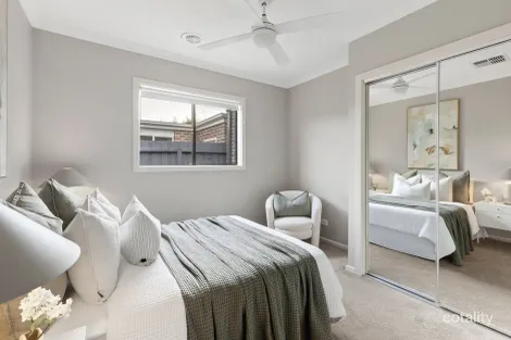 Property photo of 24 Koslow Street Armstrong Creek VIC 3217