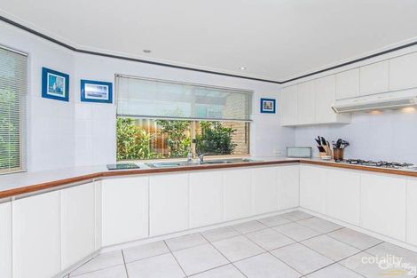 Property photo of 11 Chartwell Place Leeming WA 6149