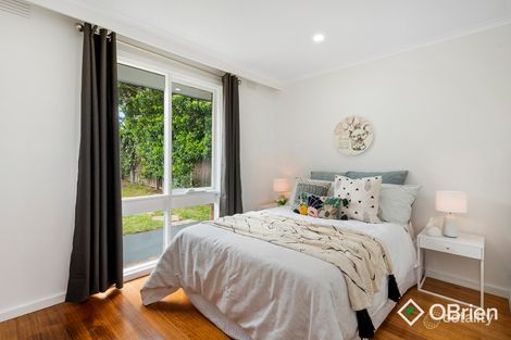 Property photo of 10 Havana Crescent Frankston VIC 3199