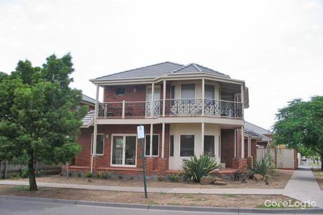 Property photo of 2 Summit Rise Maribyrnong VIC 3032