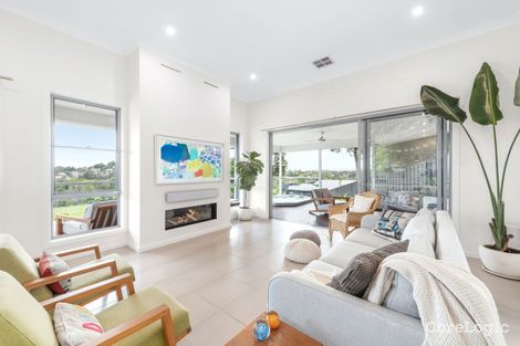 Property photo of 5 William Davies Drive Figtree NSW 2525