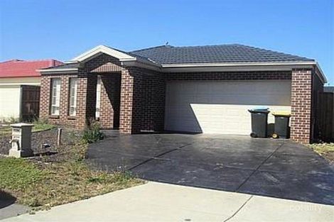 Property photo of 4 Bunjil Way Tarneit VIC 3029