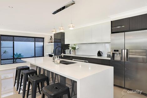 Property photo of 4 Whitsunday Street Parrearra QLD 4575