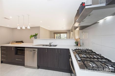 Property photo of 34 Batavia Quays South Yunderup WA 6208