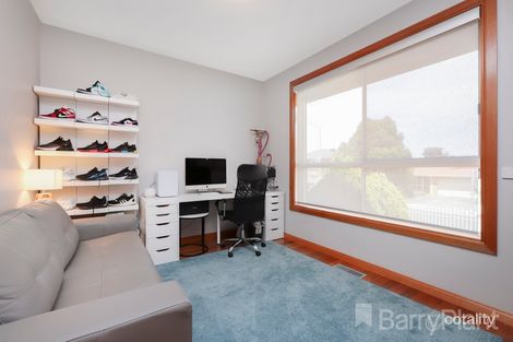 Property photo of 23 Rafter Drive St Albans VIC 3021