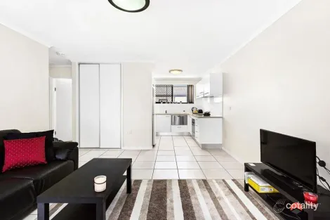 Property photo of 4/500 Wynnum Road Morningside QLD 4170