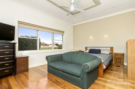 Property photo of 42 Tarneit Road Werribee VIC 3030