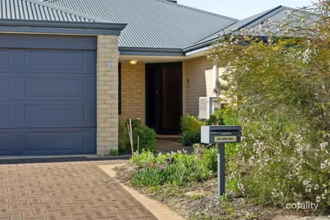 Property photo of 7 Evesham Drive Ellenbrook WA 6069