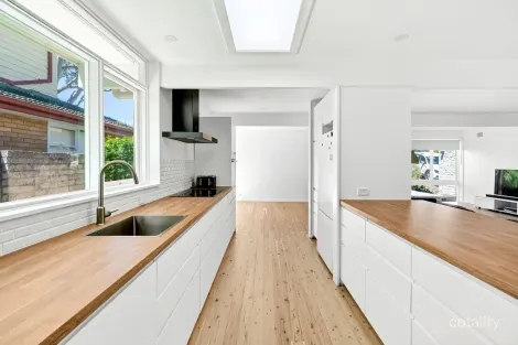 Property photo of 8 Galway Avenue Killarney Heights NSW 2087
