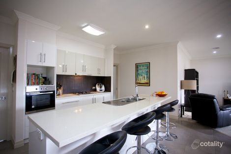 Property photo of 15 Weight Close Horsham VIC 3400