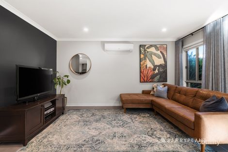 Property photo of 6 Ladas Way Doreen VIC 3754