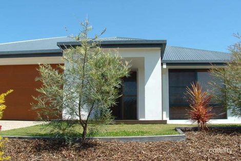 19 Govett St, Pacific Pines, QLD 4211