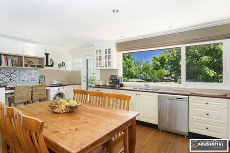 Property photo of 29 Jacaranda Avenue Bradbury NSW 2560